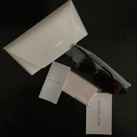 Michael Kors Cat-Eye Sunglasses in Black and Gold NWT - Picture 8 of 8